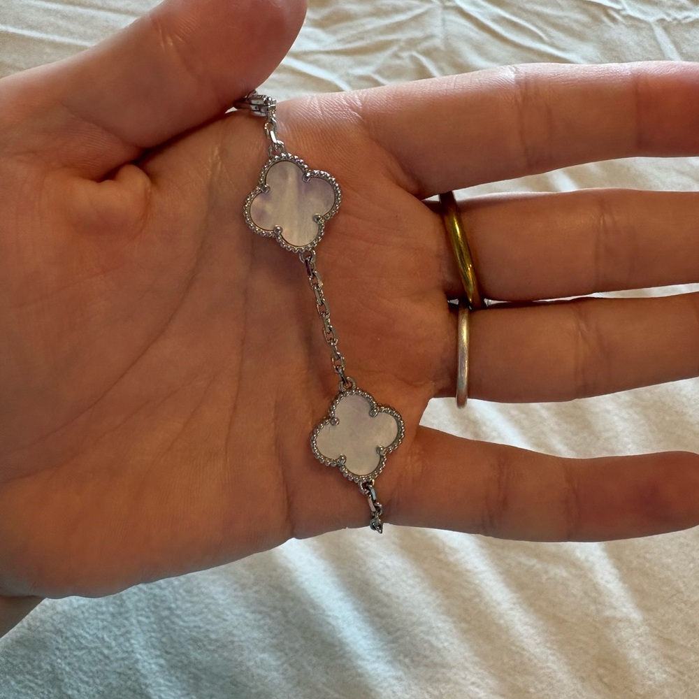 Elegant Silver and White Clover Bracelet